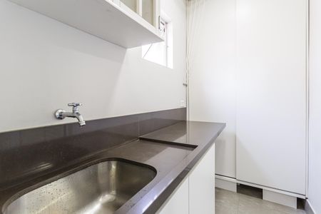 Apartamento para alugar com 76m², 2 quartos e 1 vagaÁrea de Serviço