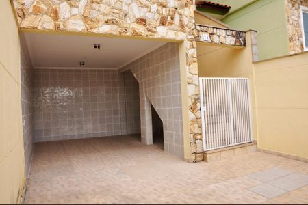 Casa para alugar com 200m², 3 quartos e 3 vagas Casa para alugar com 200m², 3 quartos e 3 vagasGaragem