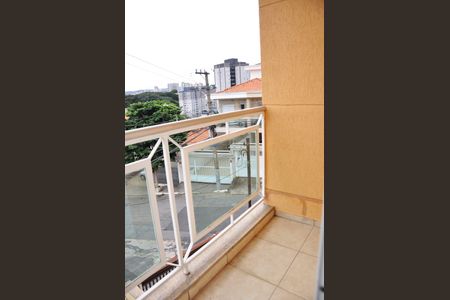 Casa para alugar com 200m², 3 quartos e 3 vagas Casa para alugar com 200m², 3 quartos e 3 vagasDetalhe - Varanda