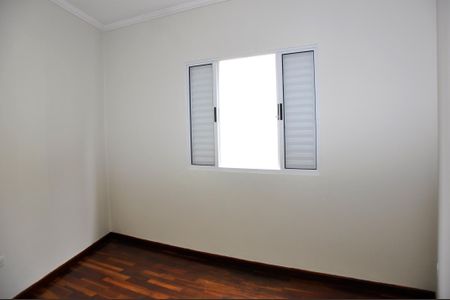 Casa para alugar com 200m², 3 quartos e 3 vagas Casa para alugar com 200m², 3 quartos e 3 vagasDetalhe - Quarto 02