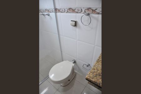 Casa para alugar com 200m², 3 quartos e 3 vagas Casa para alugar com 200m², 3 quartos e 3 vagasDetalhe - Banheiro Social