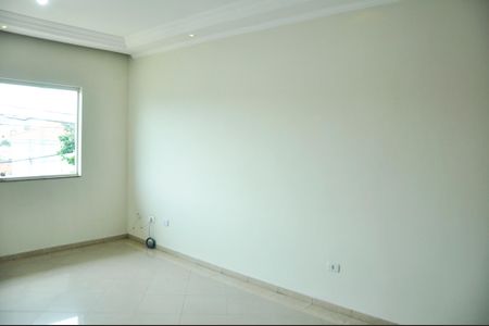 Casa para alugar com 200m², 3 quartos e 3 vagas Casa para alugar com 200m², 3 quartos e 3 vagasDetalhe - Sala