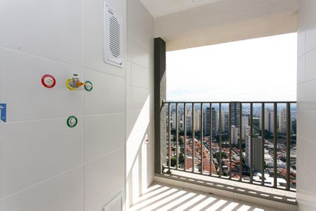 Apartamento para alugar com 68m², 2 quartos e 1 vagaÁrea de Serviço
