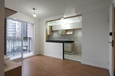 Sala de apartamento para alugar com 2 quartos, 46m² em Jacarepaguá, Rio de Janeiro