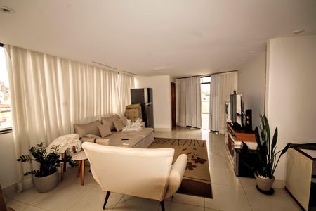 Apartamento para alugar com 265m², 5 quartos e 5 vagassala 2