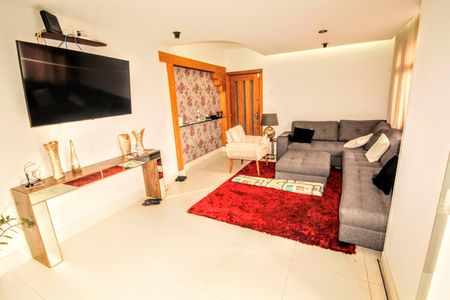 Apartamento para alugar com 265m², 5 quartos e 5 vagassala