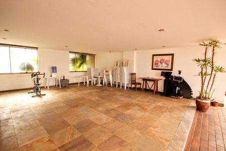 Apartamento para alugar com 265m², 5 quartos e 5 vagasÁrea comum - Salão de festas