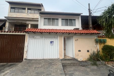 Apartamento para alugar com 160m², 2 quartos e 3 vagasFachada