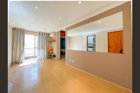 Sala de apartamento à venda com 2 quartos, 58m² em Jardim D’abril, Osasco