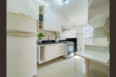 Apartamento à venda com 58m², 2 quartos e 1 vagaCozinha e Área de Serviço