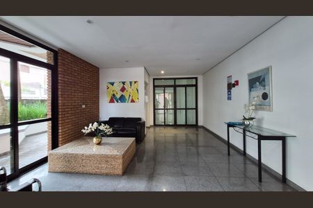 Apartamento à venda com 120m², 2 quartos e 2 vagas Apartamento à venda com 120m², 2 quartos e 2 vagashall