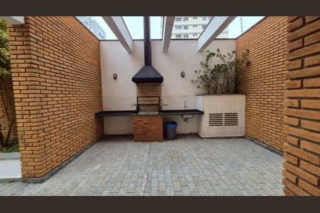 Apartamento à venda com 120m², 2 quartos e 2 vagas Apartamento à venda com 120m², 2 quartos e 2 vagasÁrea comum - Churrasqueira