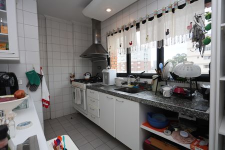 Apartamento à venda com 120m², 2 quartos e 2 vagas Apartamento à venda com 120m², 2 quartos e 2 vagascozinha