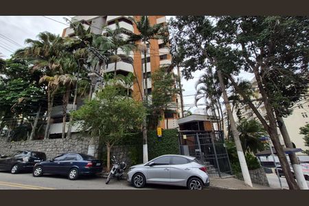 Apartamento à venda com 120m², 2 quartos e 2 vagas Apartamento à venda com 120m², 2 quartos e 2 vagasFachada