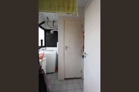 Apartamento à venda com 120m², 2 quartos e 2 vagas Apartamento à venda com 120m², 2 quartos e 2 vagasÁrea de Serviço
