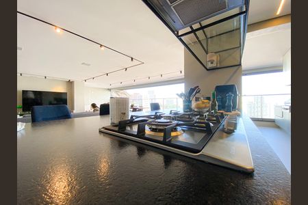 Apartamento à venda com 232m², 4 quartos e 3 vagas Apartamento à venda com 232m², 4 quartos e 3 vagasCozinha