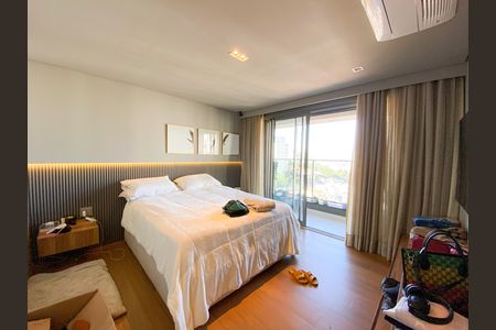 Apartamento à venda com 232m², 4 quartos e 3 vagas Apartamento à venda com 232m², 4 quartos e 3 vagasSuíte 2