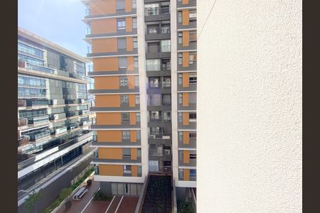 Apartamento à venda com 232m², 4 quartos e 3 vagas Apartamento à venda com 232m², 4 quartos e 3 vagasQuarto 2