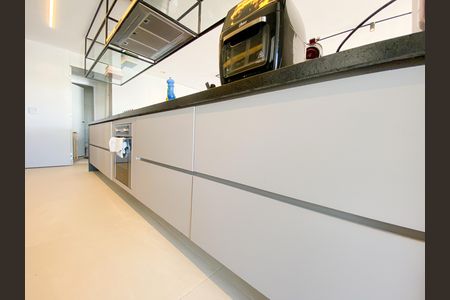 Apartamento à venda com 232m², 4 quartos e 3 vagas Apartamento à venda com 232m², 4 quartos e 3 vagasCozinha
