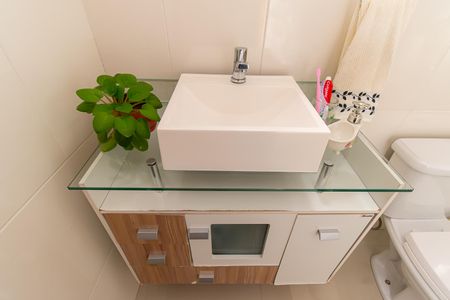 Casa para alugar com 175m², 3 quartos e 2 vagas Casa para alugar com 175m², 3 quartos e 2 vagasBanheiro da Suíte