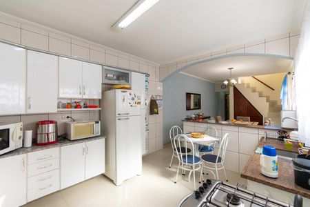 Casa para alugar com 175m², 3 quartos e 2 vagas Casa para alugar com 175m², 3 quartos e 2 vagasCozinha