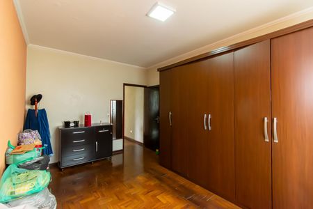 Casa para alugar com 175m², 3 quartos e 2 vagas Casa para alugar com 175m², 3 quartos e 2 vagasSuíte