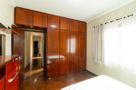 Casa para alugar com 175m², 3 quartos e 2 vagas Casa para alugar com 175m², 3 quartos e 2 vagasQuarto 2