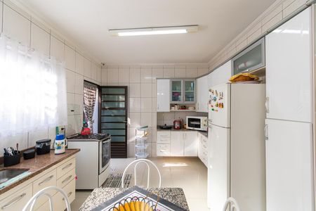 Casa para alugar com 175m², 3 quartos e 2 vagas Casa para alugar com 175m², 3 quartos e 2 vagasCozinha