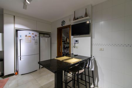 Casa à venda com 352m², 3 quartos e 2 vagasCozinha