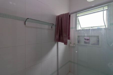 Casa à venda com 352m², 3 quartos e 2 vagasSuíte 3