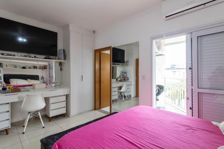 Casa à venda com 352m², 3 quartos e 2 vagasSuíte 1