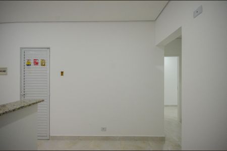 Sala de casa para alugar com 2 quartos, 55m² em Vila Pereira Cerca, São Paulo