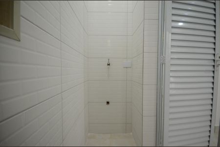 Casa para alugar com 55m², 2 quartos e sem vagaÁrea de Serviço