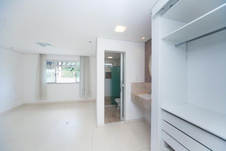 Apartamento para alugar com 207m², 4 quartos e 3 vagas Apartamento para alugar com 207m², 4 quartos e 3 vagassuite 2