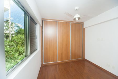 Apartamento para alugar com 207m², 4 quartos e 3 vagas Apartamento para alugar com 207m², 4 quartos e 3 vagasquarto 2
