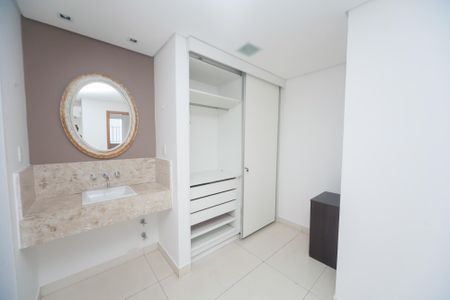 Apartamento para alugar com 207m², 4 quartos e 3 vagas Apartamento para alugar com 207m², 4 quartos e 3 vagassuite 2