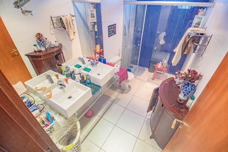 Casa para alugar com 254m², 3 quartos e 4 vagas