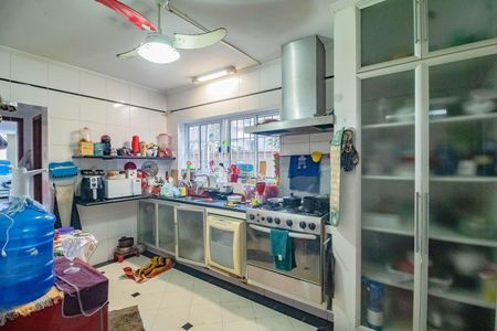 Casa para alugar com 254m², 3 quartos e 4 vagas