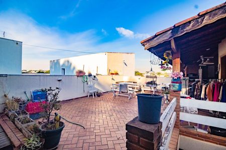 Casa para alugar com 254m², 3 quartos e 4 vagas