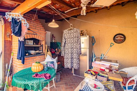 Casa para alugar com 254m², 3 quartos e 4 vagas
