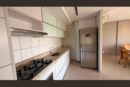 Apartamento para alugar com 84m², 3 quartos e 2 vagas Apartamento para alugar com 84m², 3 quartos e 2 vagasCozinha