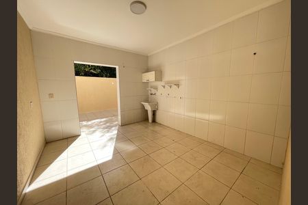 Casa para alugar com 200m², 3 quartos e 4 vagas Casa para alugar com 200m², 3 quartos e 4 vagasÁrea de Serviço