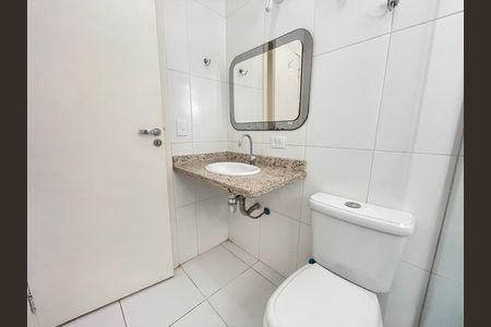 Casa para alugar com 200m², 3 quartos e 4 vagas Casa para alugar com 200m², 3 quartos e 4 vagasBanheiro 2