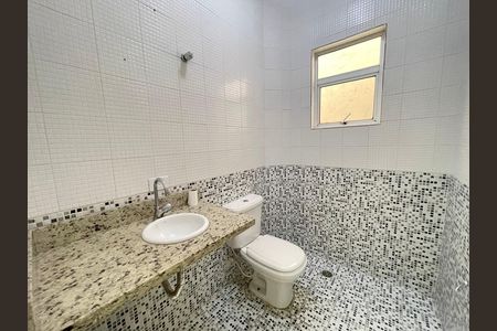 Casa para alugar com 200m², 3 quartos e 4 vagas Casa para alugar com 200m², 3 quartos e 4 vagasBanheiro 3