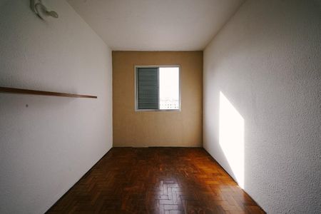 Quarto 2 de apartamento para alugar com 2 quartos, 48m² em Conjunto Habitacional Padre Manoel da Nobrega, São Paulo