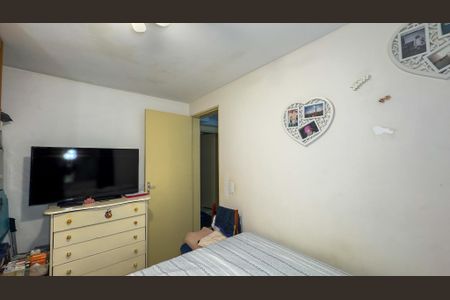 Quarto 1 de apartamento à venda com 3 quartos, 50m² em Parque Santo Antônio, São Paulo