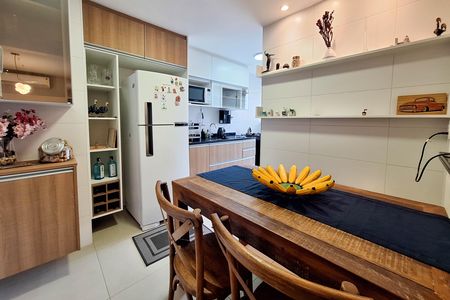 Apartamento à venda com 119m², 3 quartos e 2 vagas Apartamento à venda com 119m², 3 quartos e 2 vagasCozinha