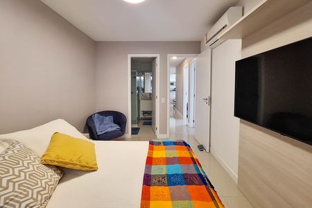 Apartamento à venda com 119m², 3 quartos e 2 vagas Apartamento à venda com 119m², 3 quartos e 2 vagasSuíte 3