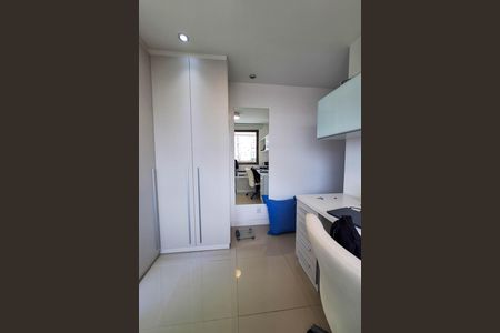 Apartamento à venda com 119m², 3 quartos e 2 vagas Apartamento à venda com 119m², 3 quartos e 2 vagasSuíte 2