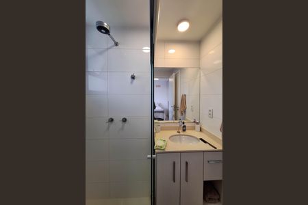 Apartamento à venda com 119m², 3 quartos e 2 vagas Apartamento à venda com 119m², 3 quartos e 2 vagasBanheiro da Suíte 1